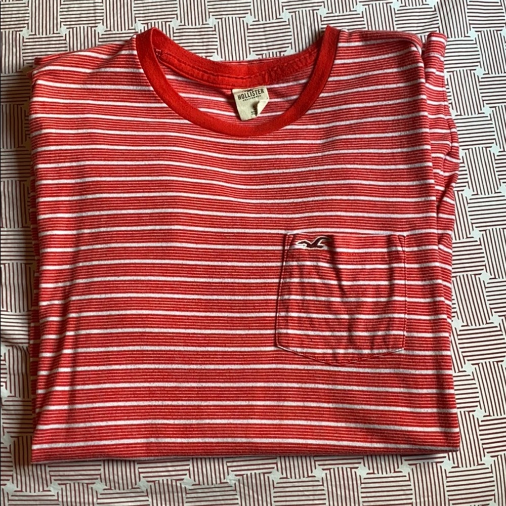 Hollister t-shirt